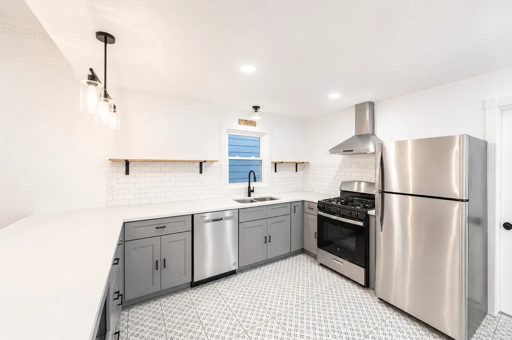 2642 North California Avenue Chicago IL 60647