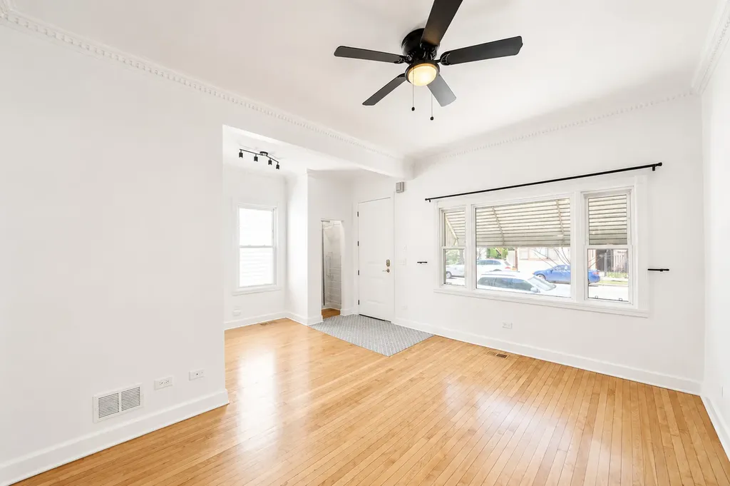 2642 North California Avenue Chicago IL 60647