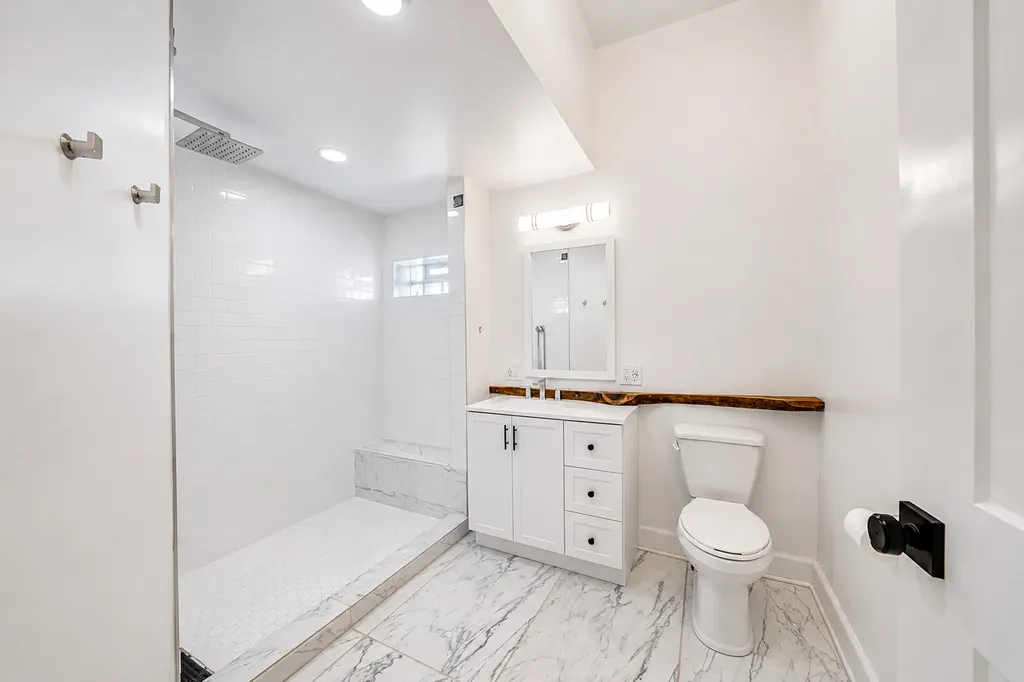 2642 North California Avenue Chicago IL 60647