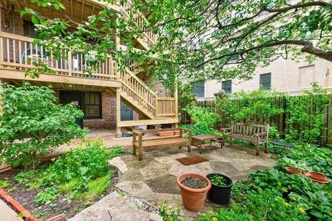 5443 South East View Park Chicago IL 60615