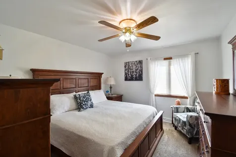 907 Illini Avenue Pontiac IL 61764