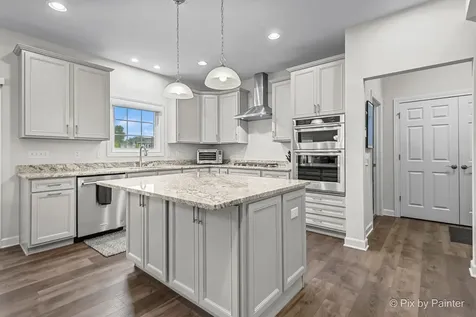 04N200 Norton Lake Circle Campton Hills IL 60175