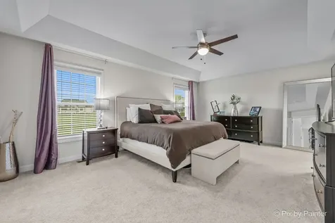 04N200 Norton Lake Circle Campton Hills IL 60175
