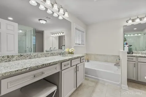 04N200 Norton Lake Circle Campton Hills IL 60175