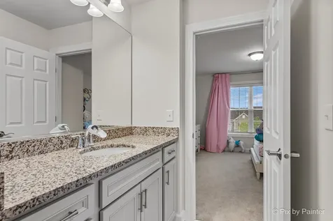 04N200 Norton Lake Circle Campton Hills IL 60175
