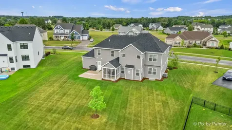 04N200 Norton Lake Circle Campton Hills IL 60175