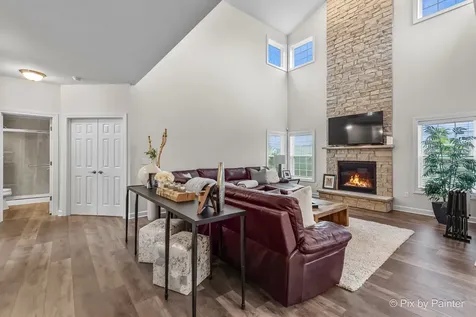 04N200 Norton Lake Circle Campton Hills IL 60175
