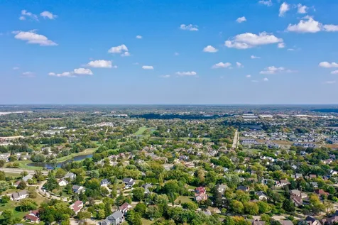 1983 Wilshire Court Buffalo Grove IL 60089