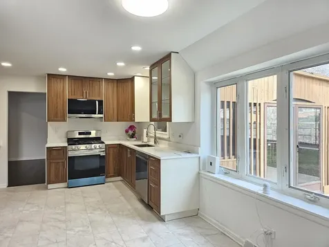 78 Downing Road Buffalo Grove IL 60089