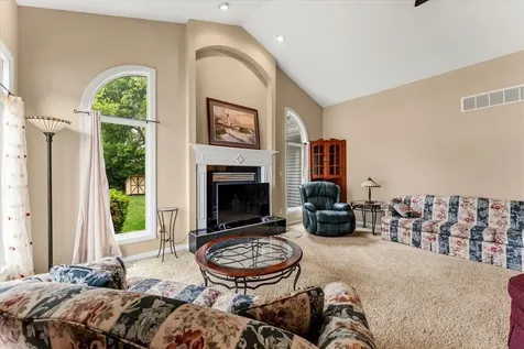 13 Corrine Court Monticello IL 61856