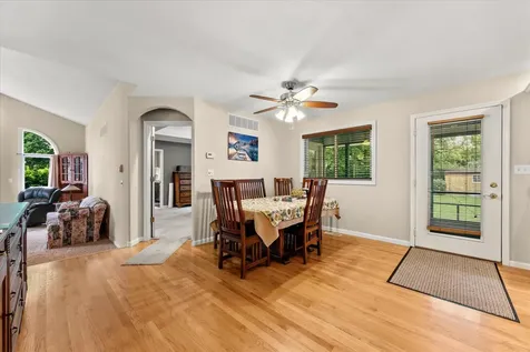 13 Corrine Court Monticello IL 61856