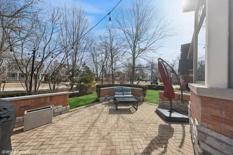 522 North County Line Road Hinsdale IL 60521