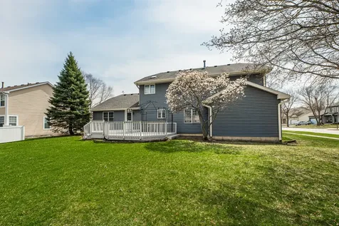 1404 Halifax Drive Mundelein IL 60060