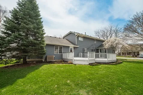 1404 Halifax Drive Mundelein IL 60060