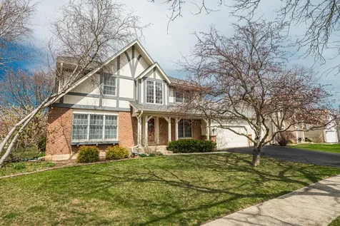 1404 Halifax Drive Mundelein IL 60060