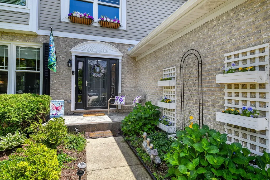276 Silverado Street Bolingbrook IL 60490