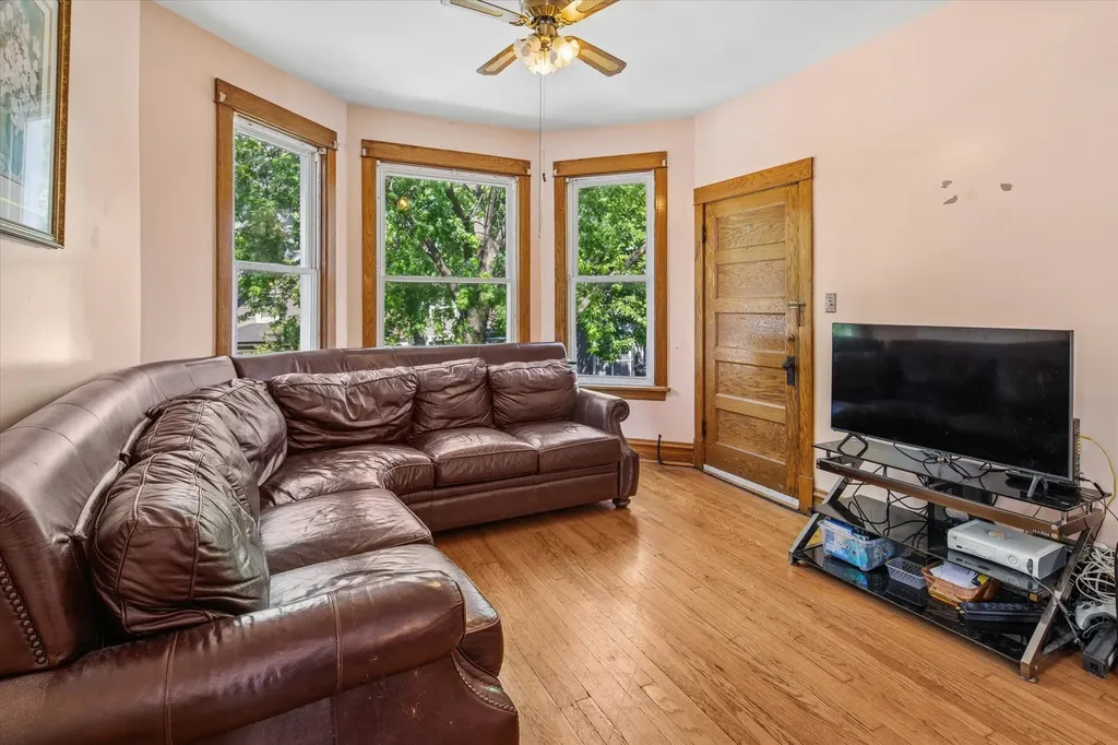 2147 North Kilpatrick Avenue Chicago IL 60639