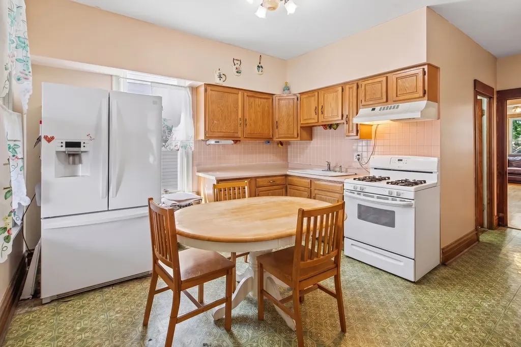 2147 North Kilpatrick Avenue Chicago IL 60639