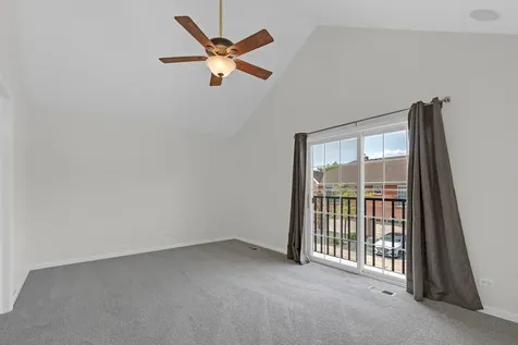 947 Kensington Drive Northbrook IL 60062