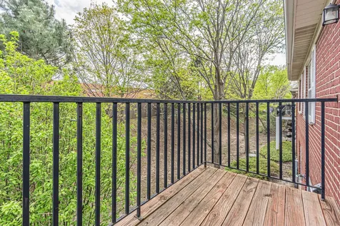 947 Kensington Drive Northbrook IL 60062