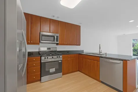 947 Kensington Drive Northbrook IL 60062