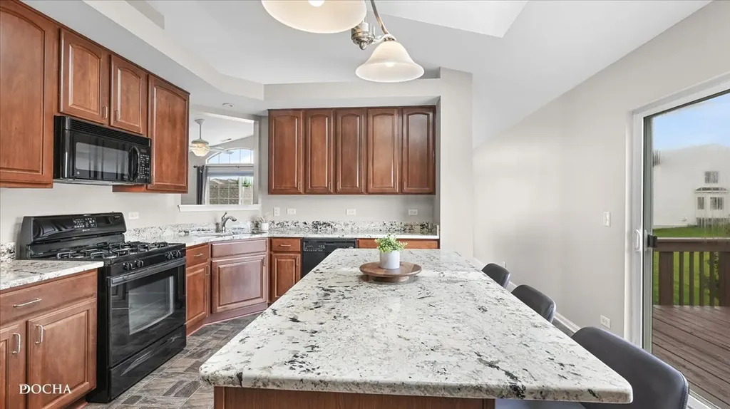 1698 Fredericksburg Lane Aurora IL 60503