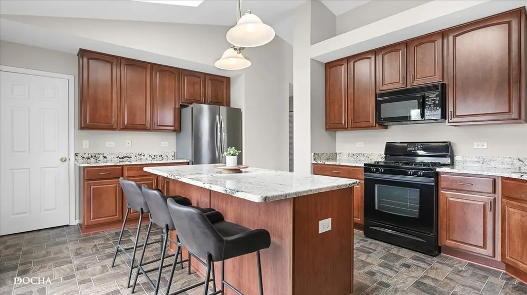 1698 Fredericksburg Lane Aurora IL 60503
