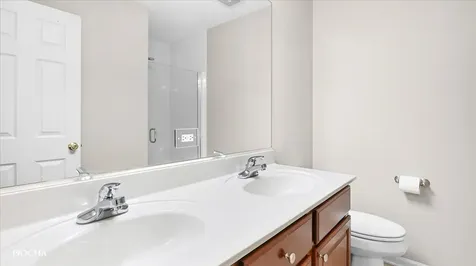 1698 Fredericksburg Lane Aurora IL 60503