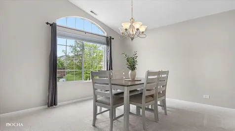 1698 Fredericksburg Lane Aurora IL 60503