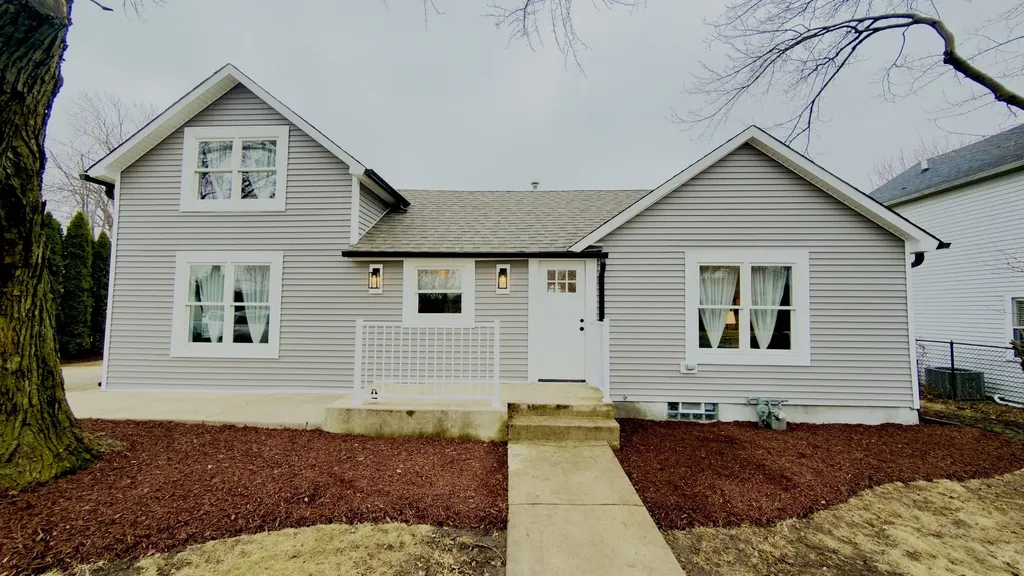 1012 Warner Avenue Lemont IL 60439