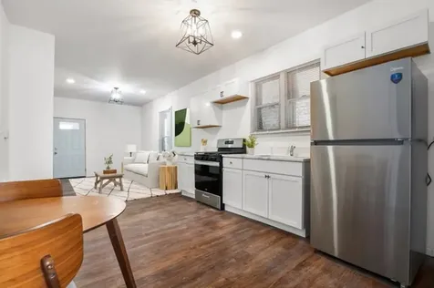 238 East 22 Street Chicago Heights IL 60411
