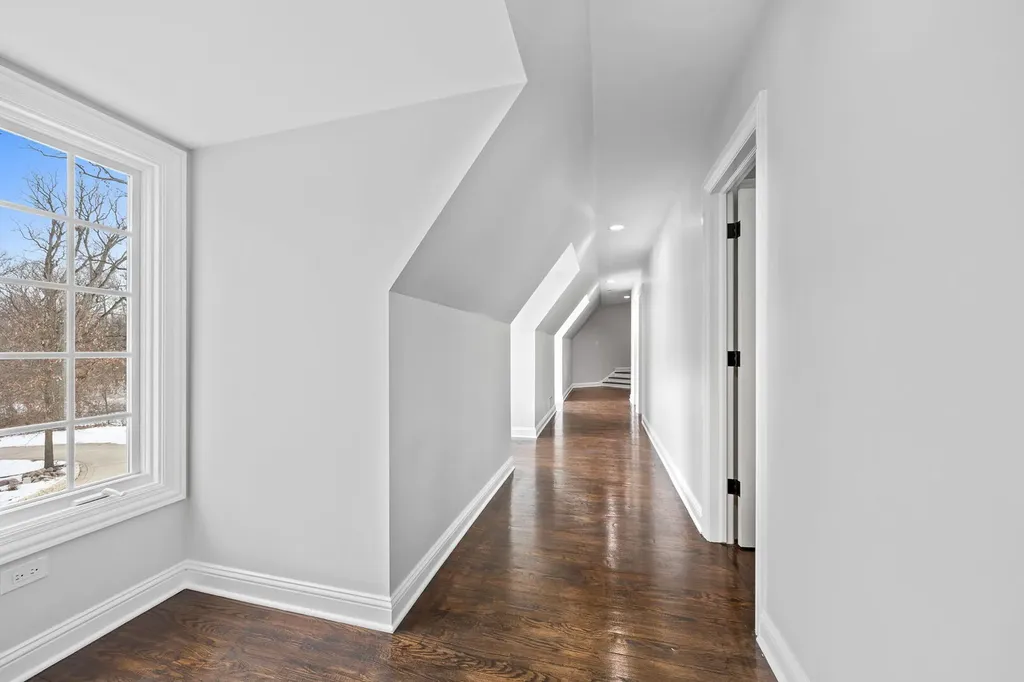 7S460 Donwood Drive Naperville IL 60540