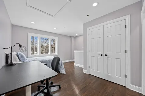 7S460 Donwood Drive Naperville IL 60540