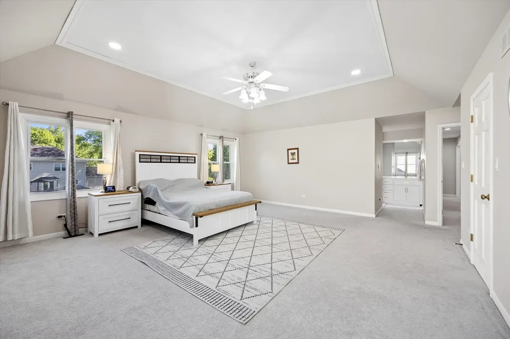 1524 Oswego Road Naperville IL 60540