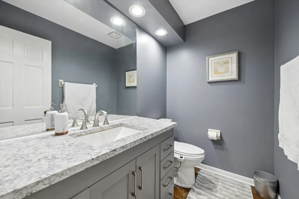 1524 Oswego Road Naperville IL 60540