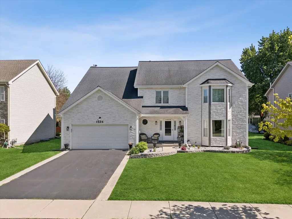 1524 Oswego Road Naperville IL 60540