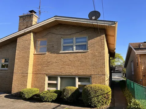 4640 West Estes Avenue Lincolnwood IL 60712