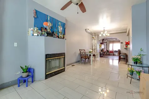 3512 West Hirsch Street Chicago IL 60651