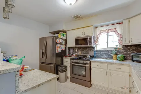 3512 West Hirsch Street Chicago IL 60651