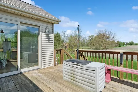 1305 W Northwind Drive Sandwich IL 60548