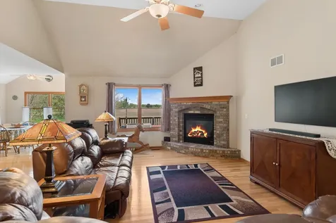 1305 W Northwind Drive Sandwich IL 60548