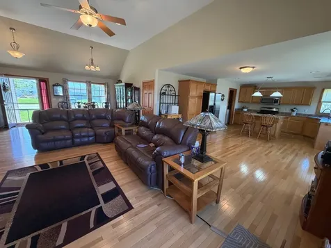 1305 W Northwind Drive Sandwich IL 60548