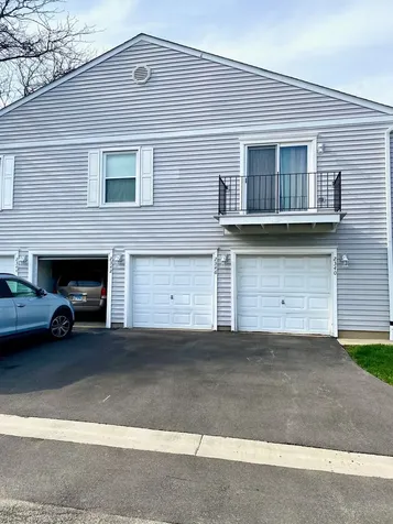 2346 Old Kings Court Schaumburg IL 60194