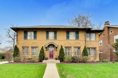 10041 South Hoyne Avenue Chicago IL 60643