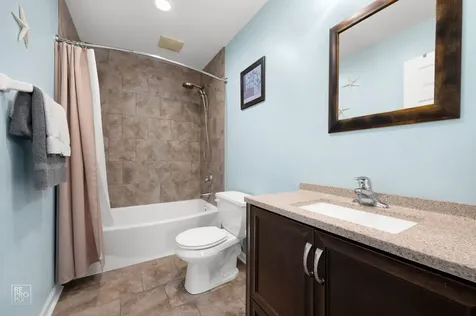 1948 Sundrop Court Bartlett IL 60103