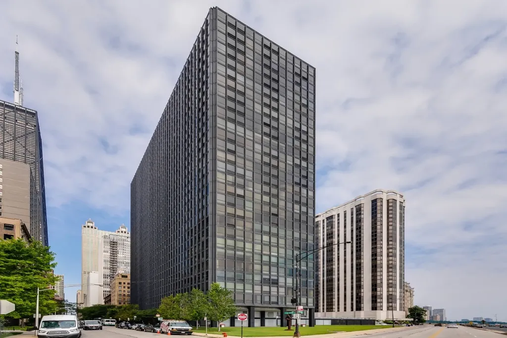 900 North Lake Shore Drive Chicago IL 60611