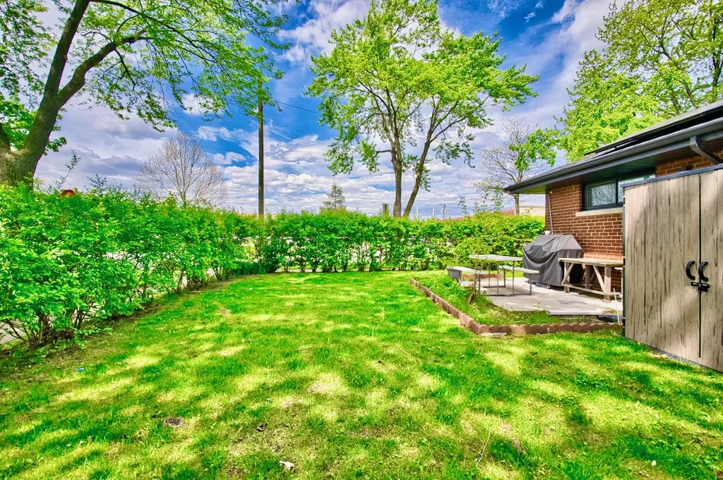7135 Laramie Avenue Skokie IL 60077