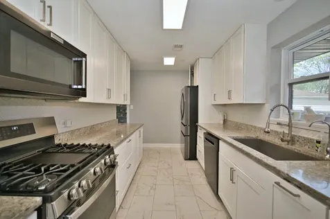 7135 Laramie Avenue Skokie IL 60077