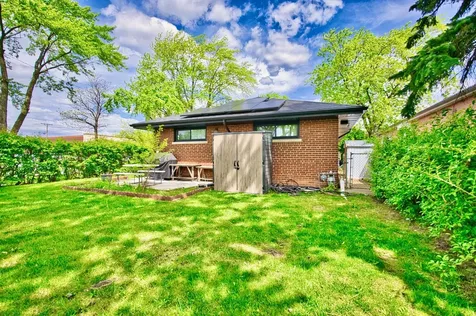7135 Laramie Avenue Skokie IL 60077