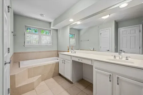 6395 Cunningham Court Gurnee IL 60031
